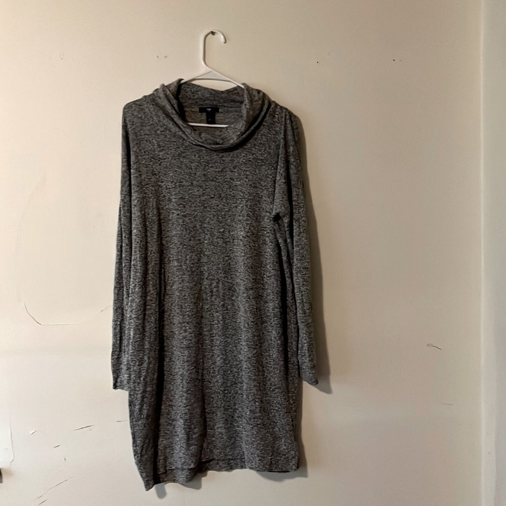 Great Gap lol no sleeved dress